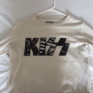 Kiss shirt